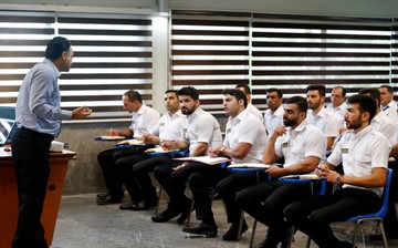 برگزاری دوره مقدماتی "آموزش آتش نشانی و نجات فرودگاهی" در جزیره کیش