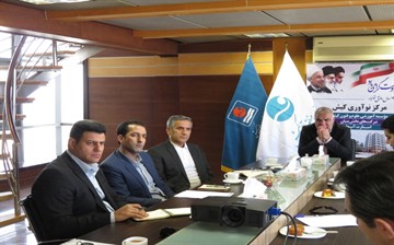 نشست هم اندیشی برگزاری رویداد جذب ایده تفریحات و بازیهای دریایی در مرکز نوآوری کیش