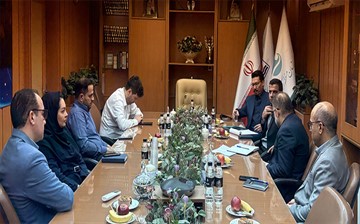 بازدیدمعاون توسعه و نظارت بر مراکز غیردولتی وزارت آموزش و پرورش از مؤسسه علوم و فنون کیش؛ تأکید بر حمایت از مراکز دارای مجوز و برخورد با مراکز غیرمجاز